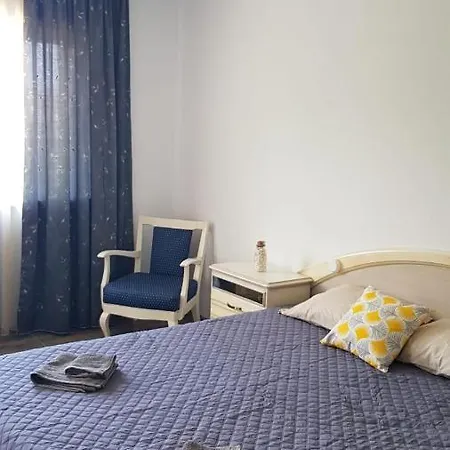 Mandree Apartament *